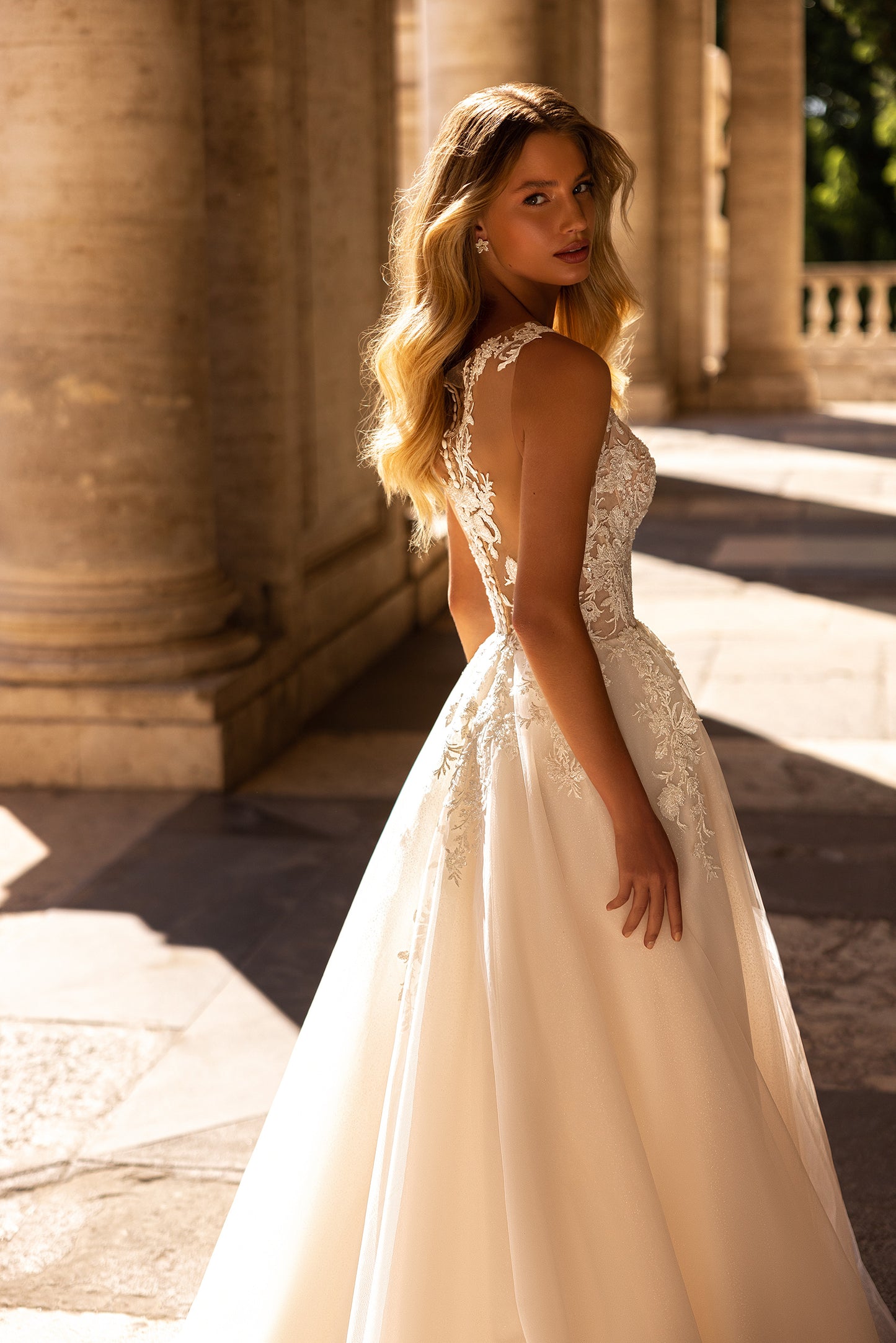 Vestido de Novia MN-987 Lola