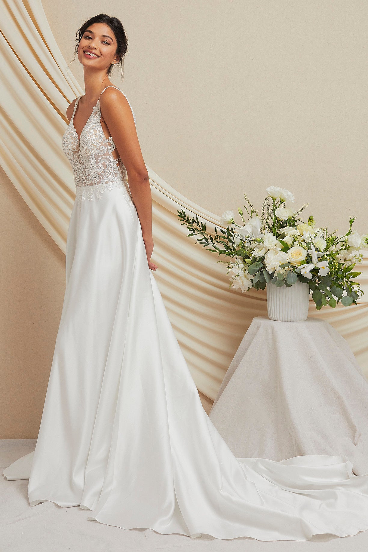 Vestido de Novia MN-688 Augusta