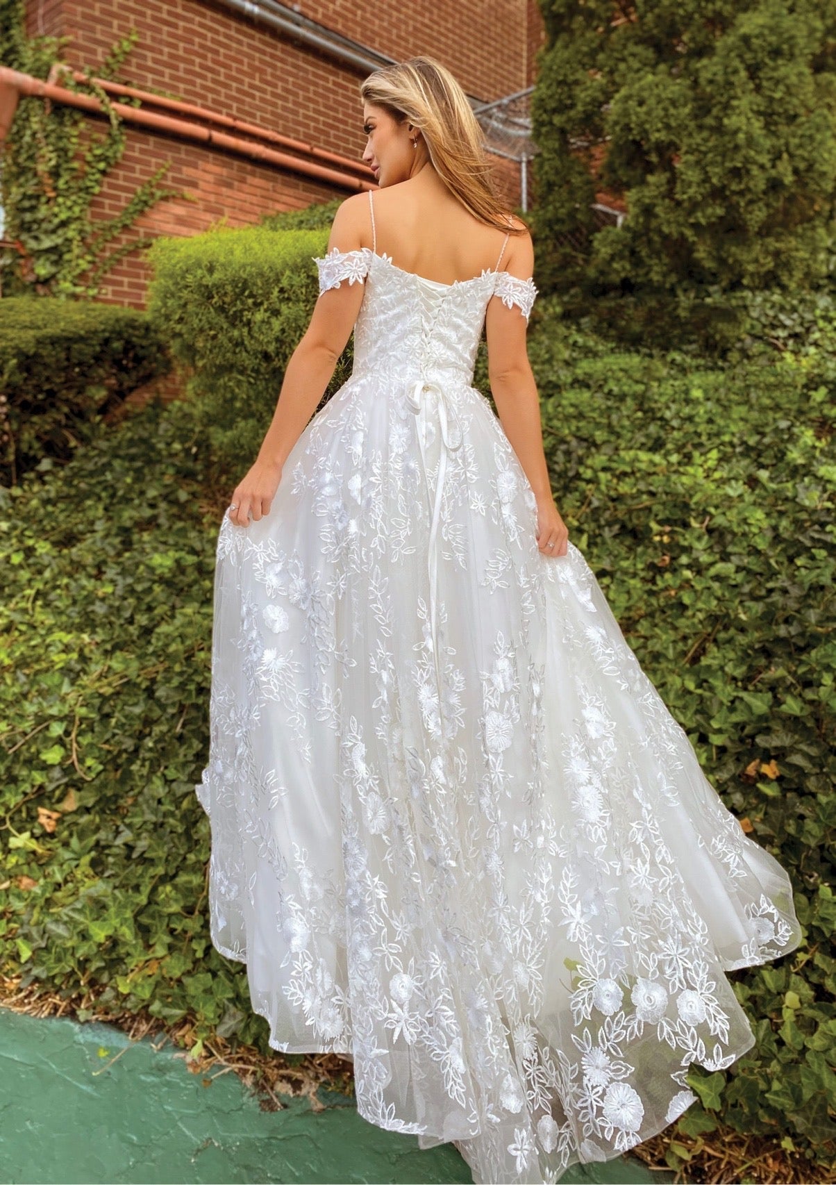 Vestido de Novia MN-260 Suiza